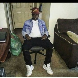 Meet your Posher, Elijah